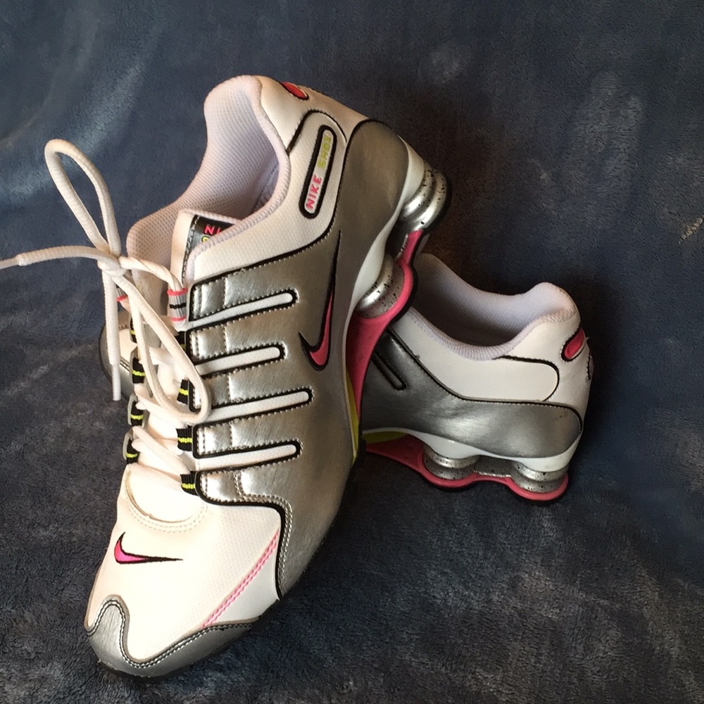 Nike SHOX Trainers